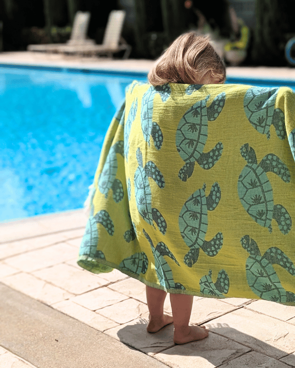 Turtle Walk Kids Towel - SAND CLOUD