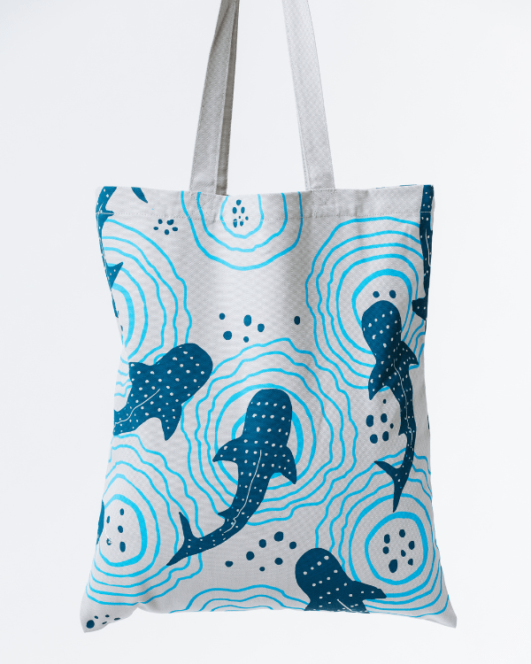 Shark Ripples Everyday Tote - SAND CLOUD
