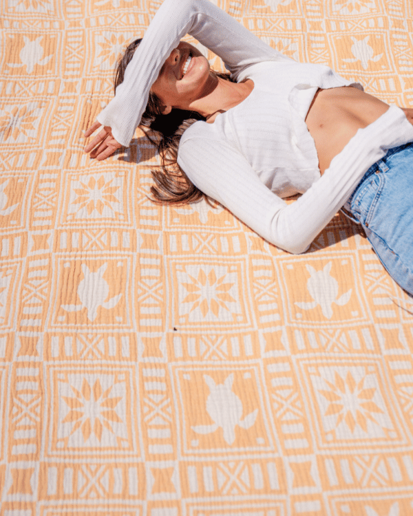 Sunshine Turtle – PARTY BLANKET™ - SAND CLOUD
