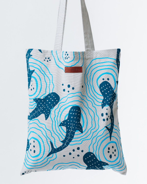 Shark Ripples Everyday Tote - SAND CLOUD