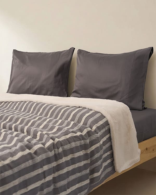 Cozy Texture Plush Blanket – Steel Grey - SAND CLOUD
