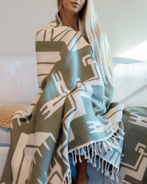 Santiago Blanket - SAND CLOUD