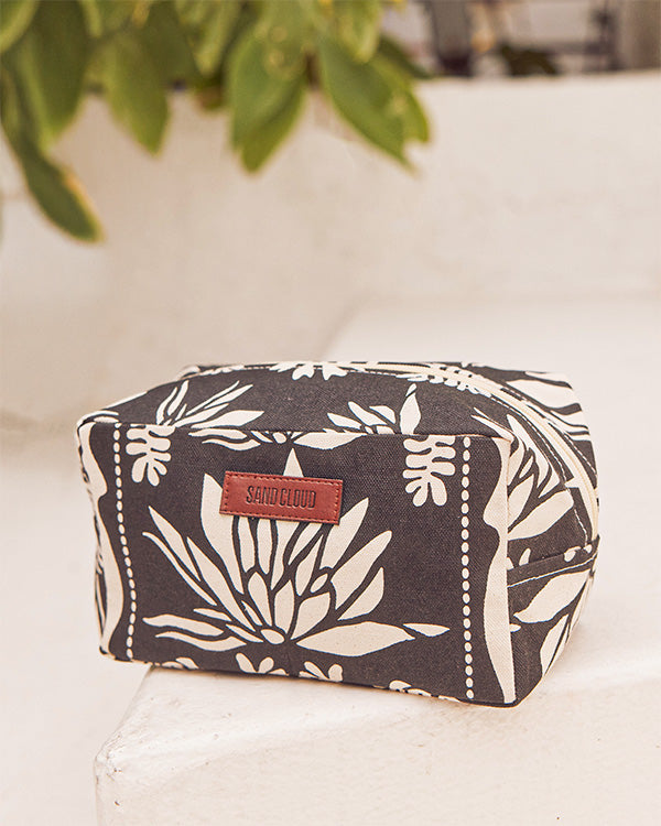 Lotus Toiletry Pouch - SAND CLOUD