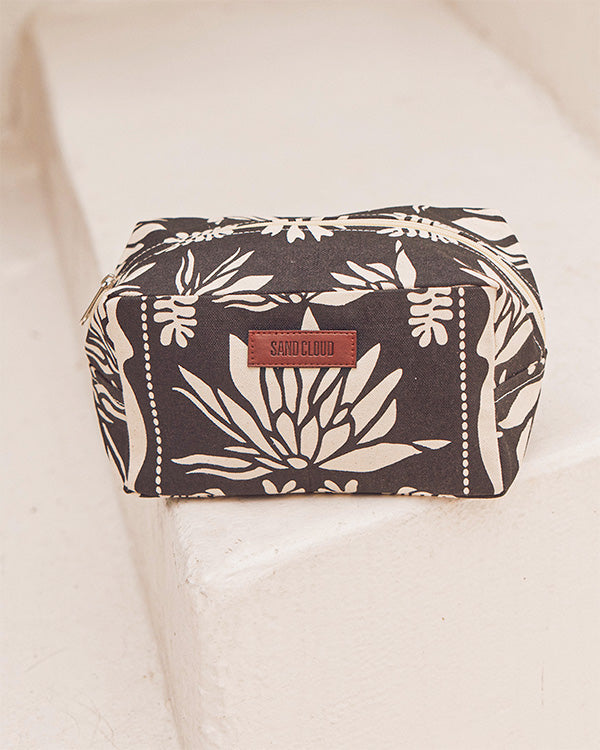 Lotus Toiletry Pouch - SAND CLOUD